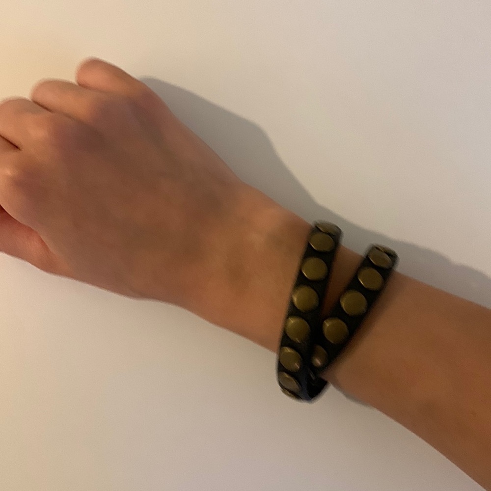 Brandy Melville Wrap/Snap Bracelet